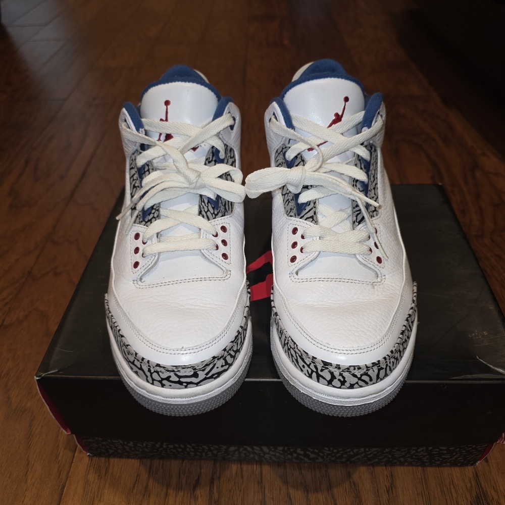 Air Jordan 3 Retro 2011